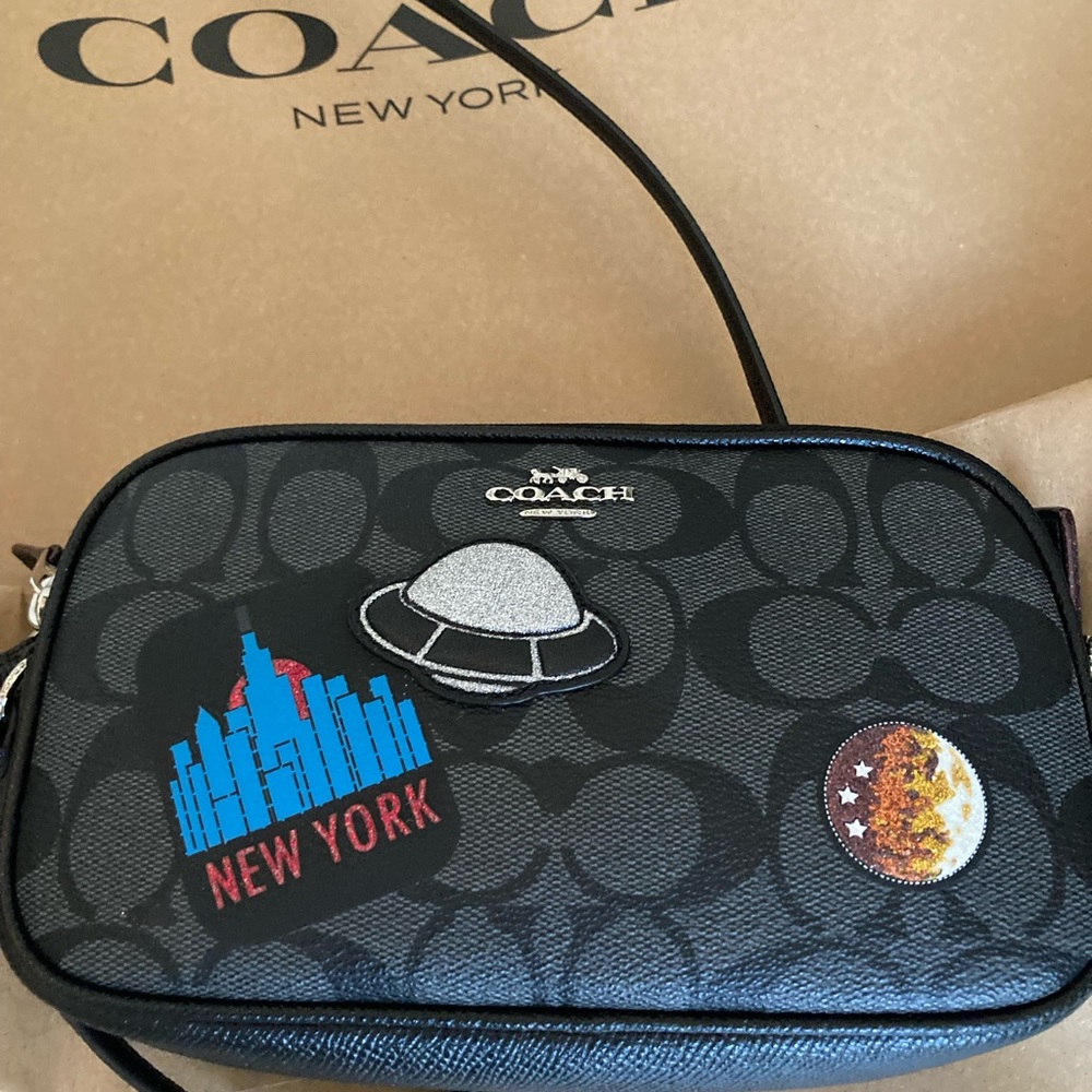 😱👜Like New Authentic Coach CROSSBODY POUCH WITH SPACE PATCHES - Picture 2 of 15